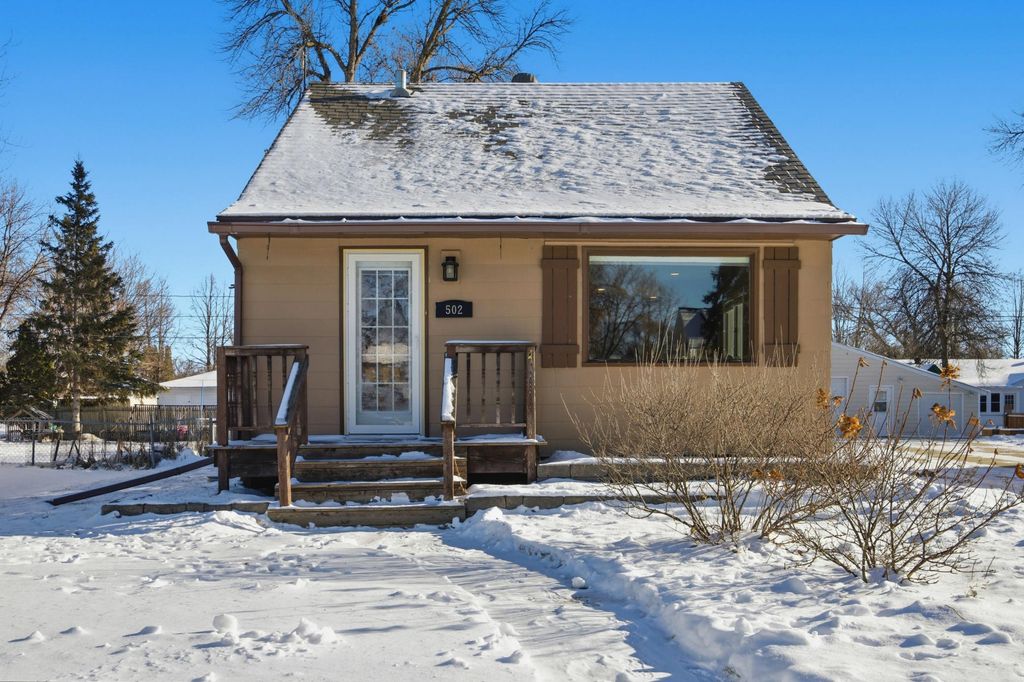 Photo of 502 12th Street N, Moorhead, MN 56560 (MLS # 6823866)