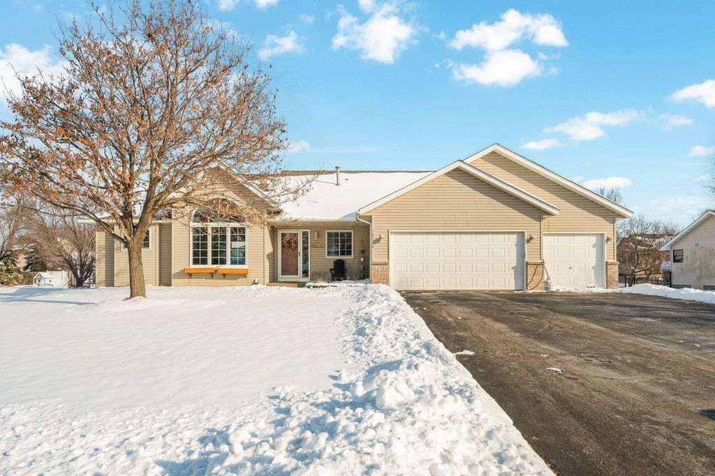 Photo of 16720 Firestone Path, Farmington, MN 55024 (MLS # 6823373)