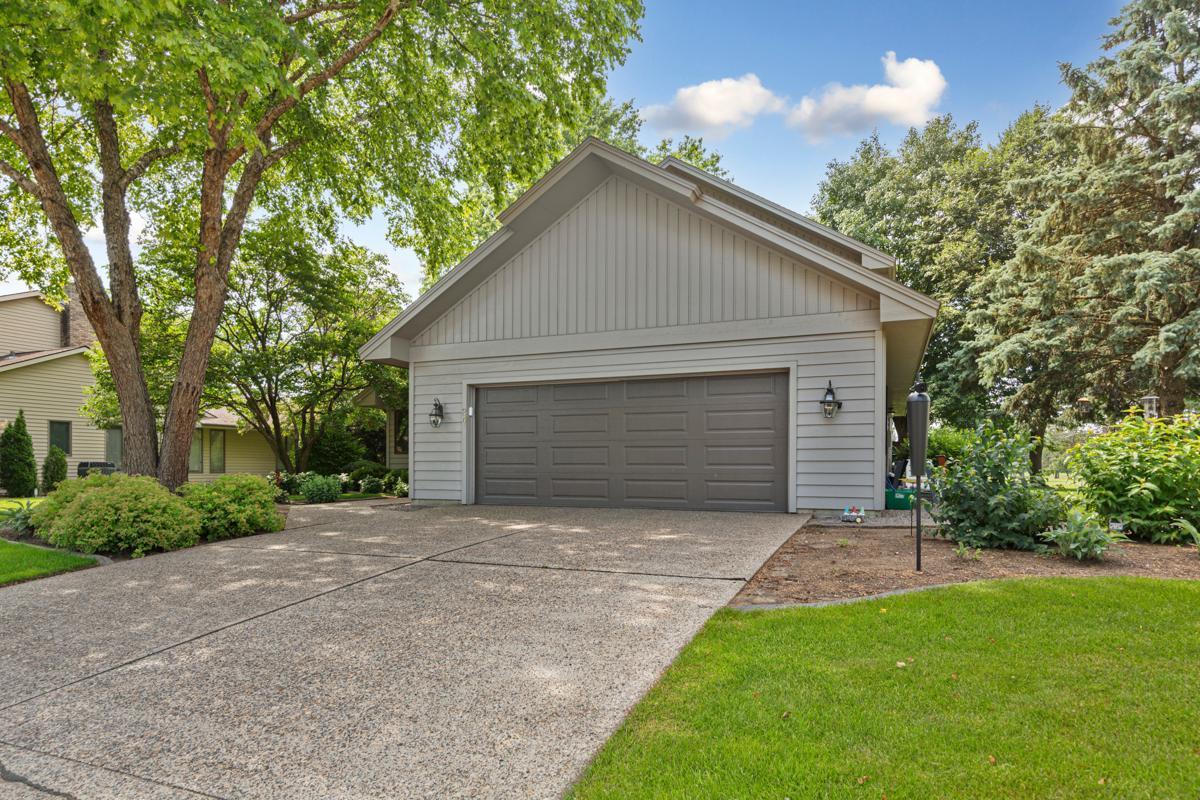 24 Greenhaven Bay
