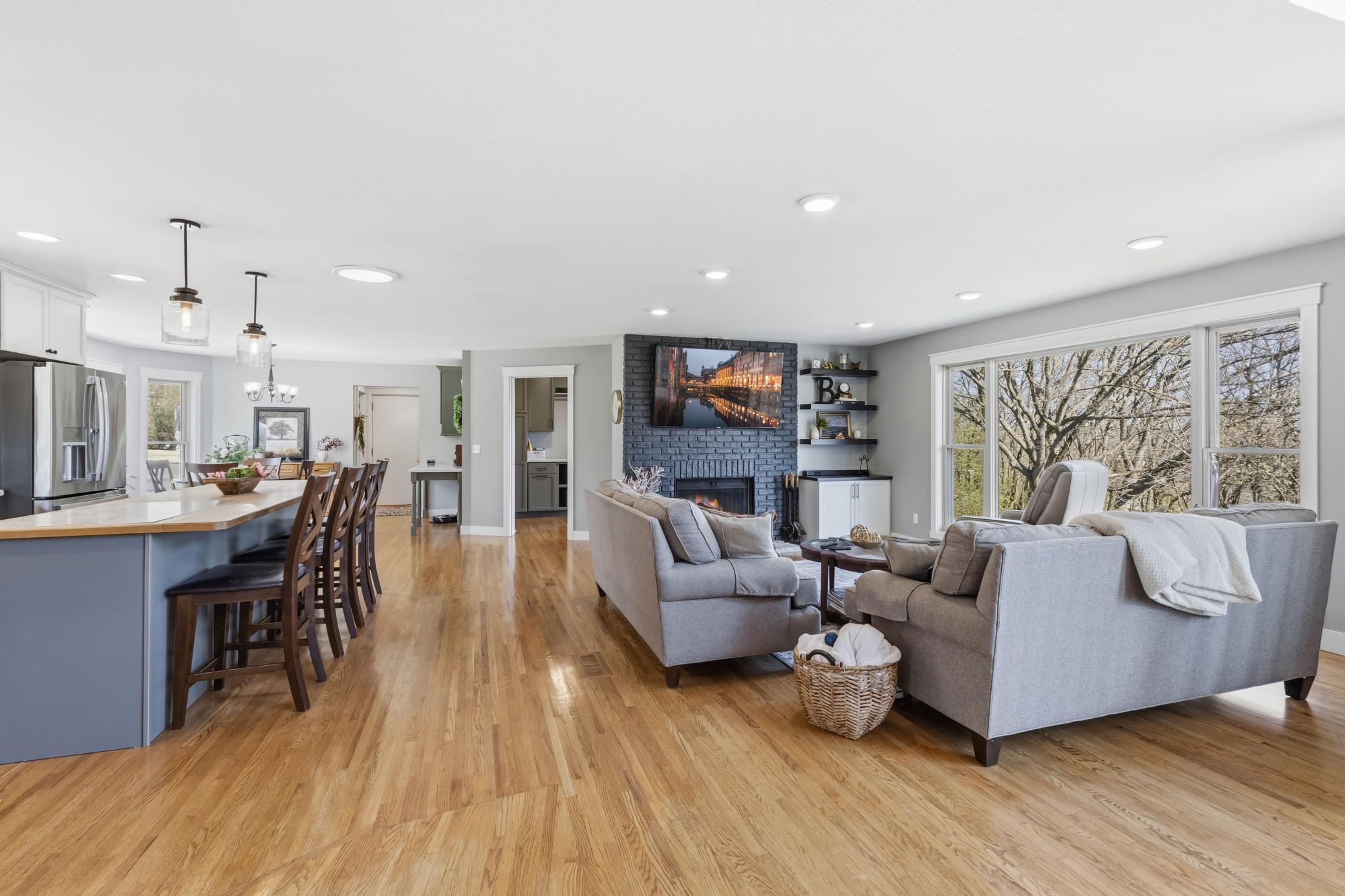 Rochester, Minnesota, 55902, United States, 5 Bedrooms Bedrooms, ,4 BathroomsBathrooms,Residential,Active,2051987