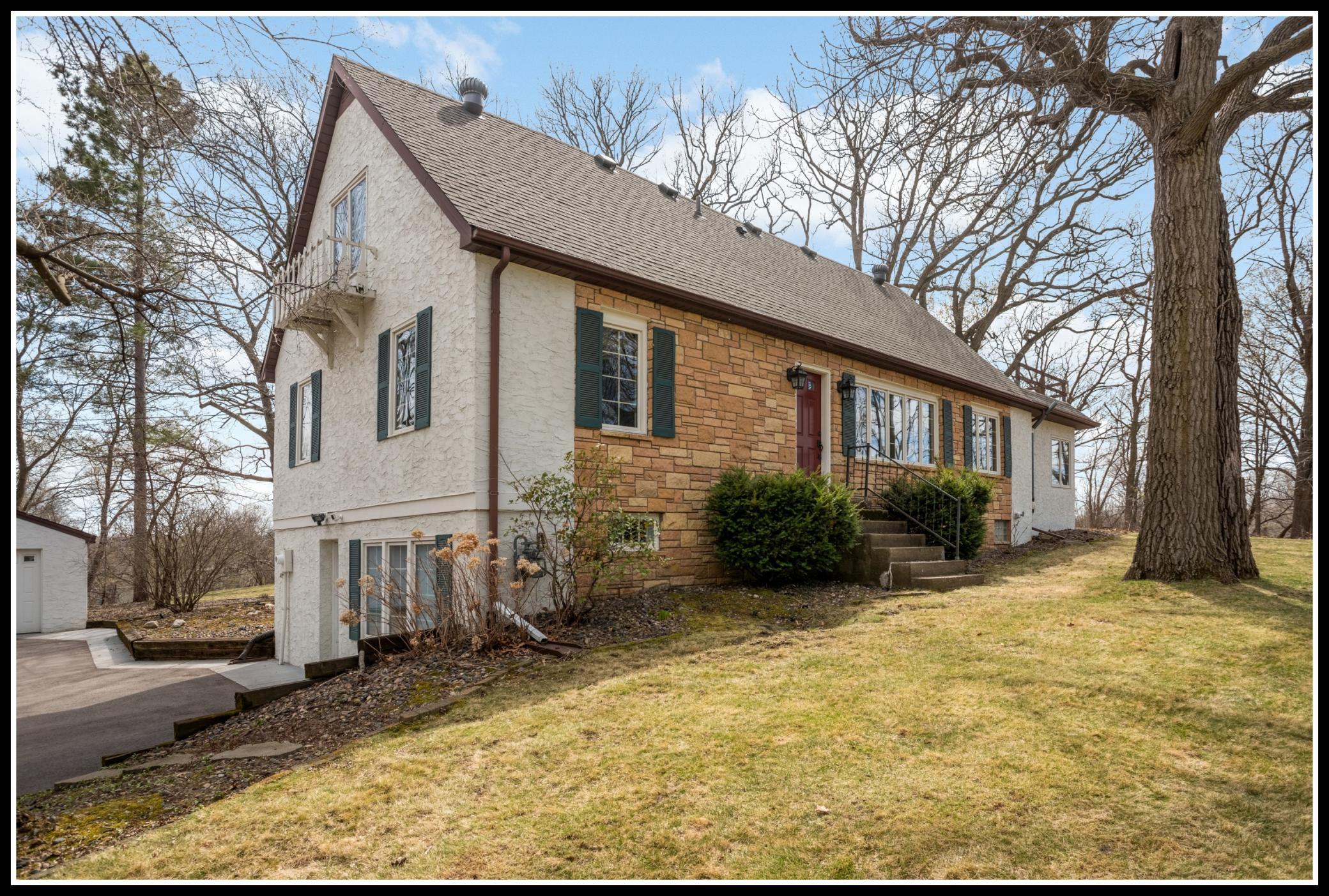 15125 Glen Oak Street