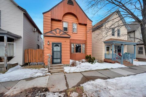 Photo of 1825 Oakes Avenue, Superior, WI 54880 (MLS # 7029431)