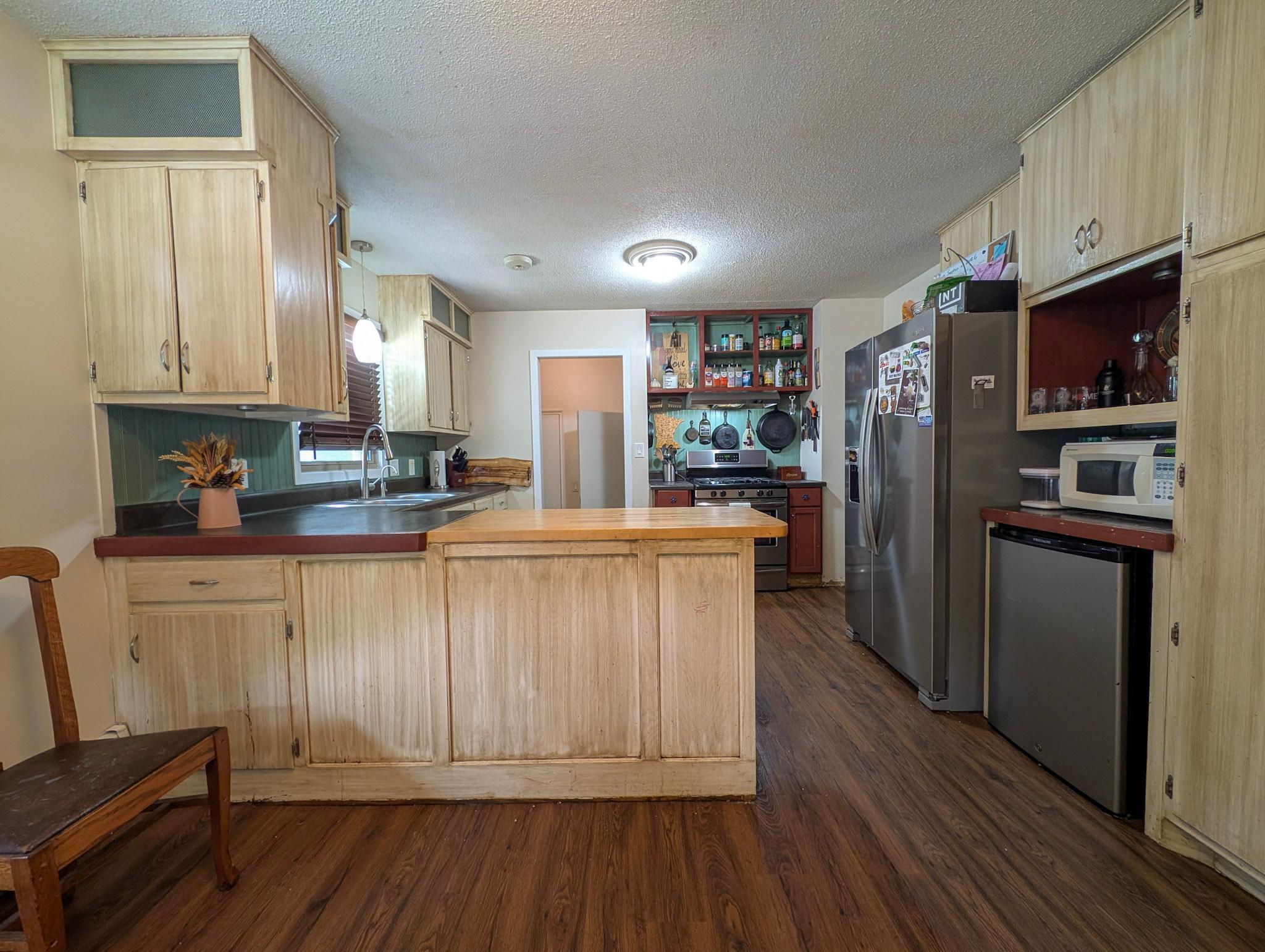 145 5th Street NW