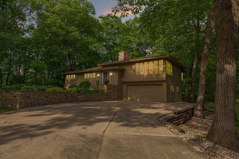 Photo of 16975 Douglas Avenue, Faribault, MN 55021 (MLS # 7059930)