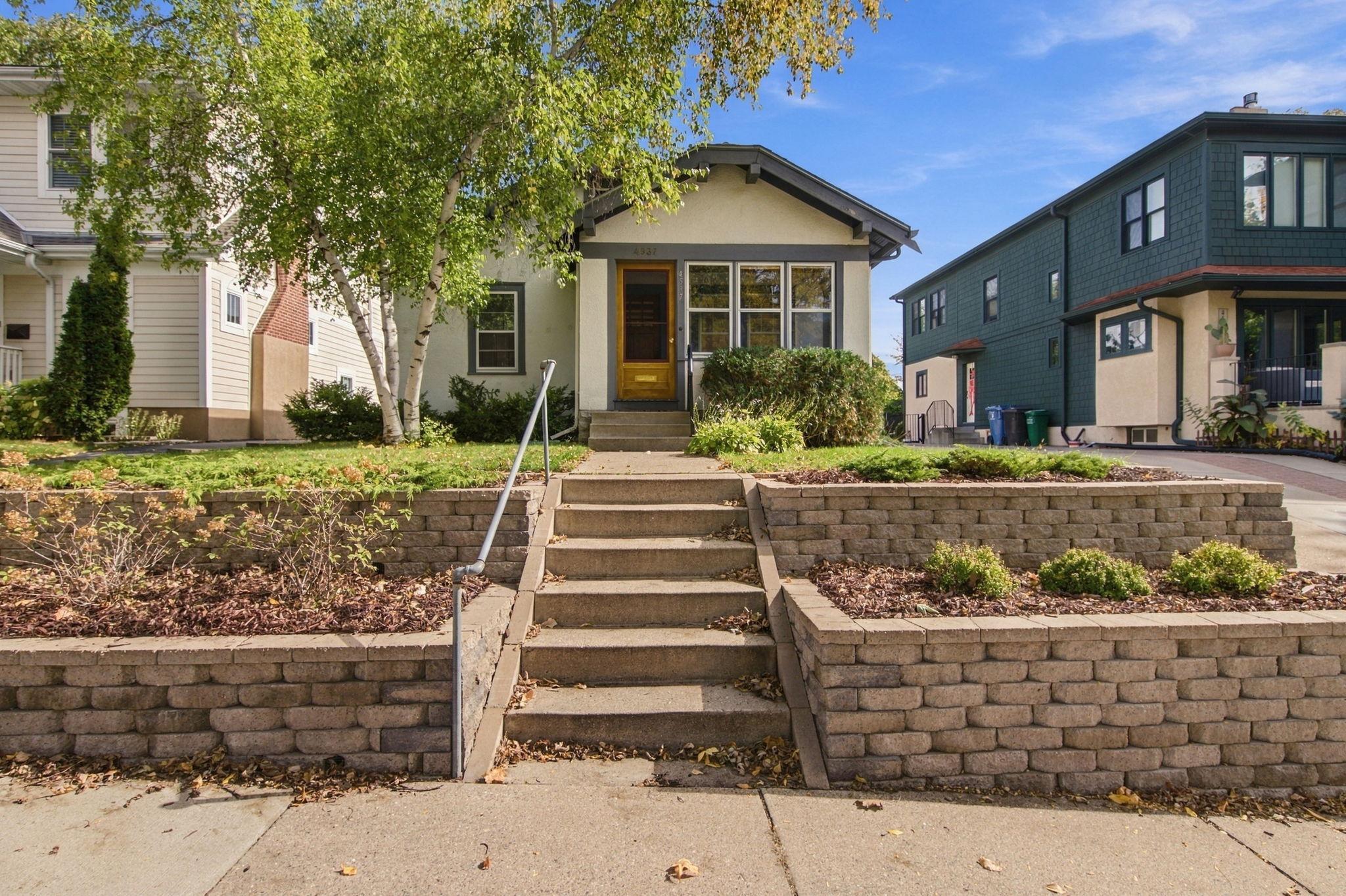 4537 Zenith Avenue S