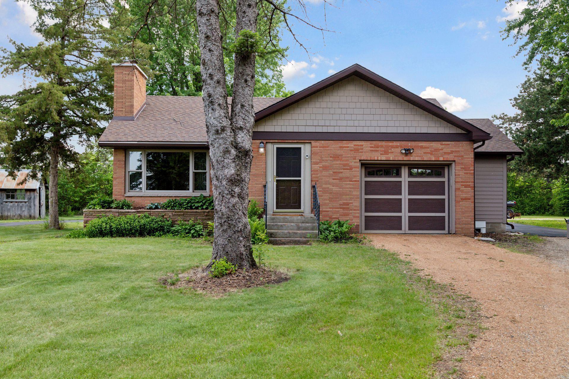 14530 Jonathan Carver Parkway