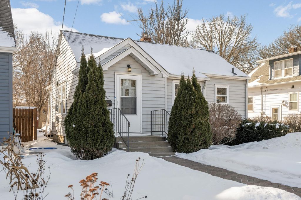 Photo of 1211 Dwane Street, South Saint Paul, MN 55075 (MLS # 7011445)