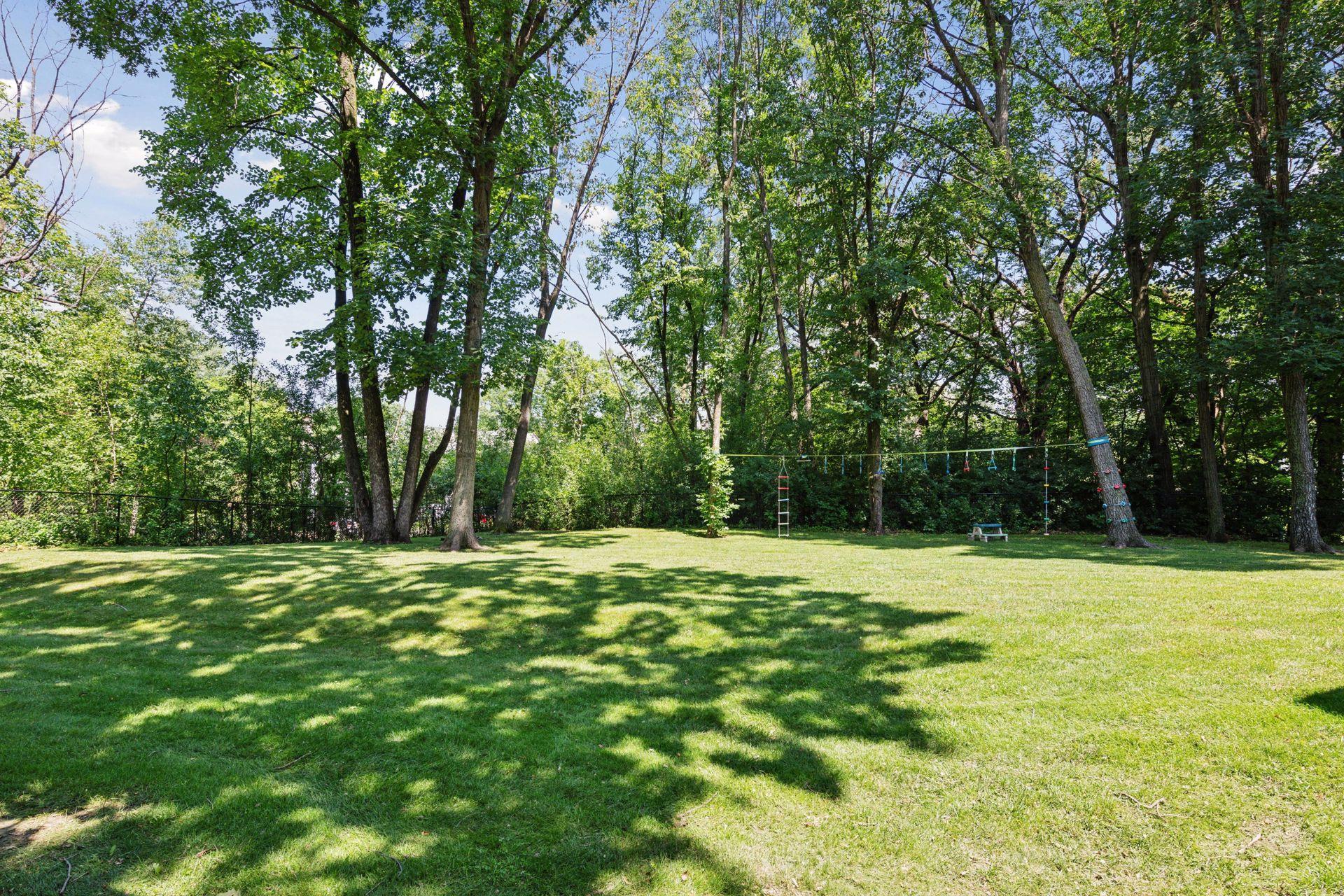 2413 Indian Road W