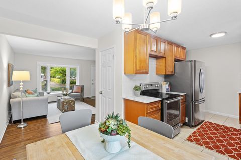 8237 Pillsbury Avenue S Bloomington MN 55420