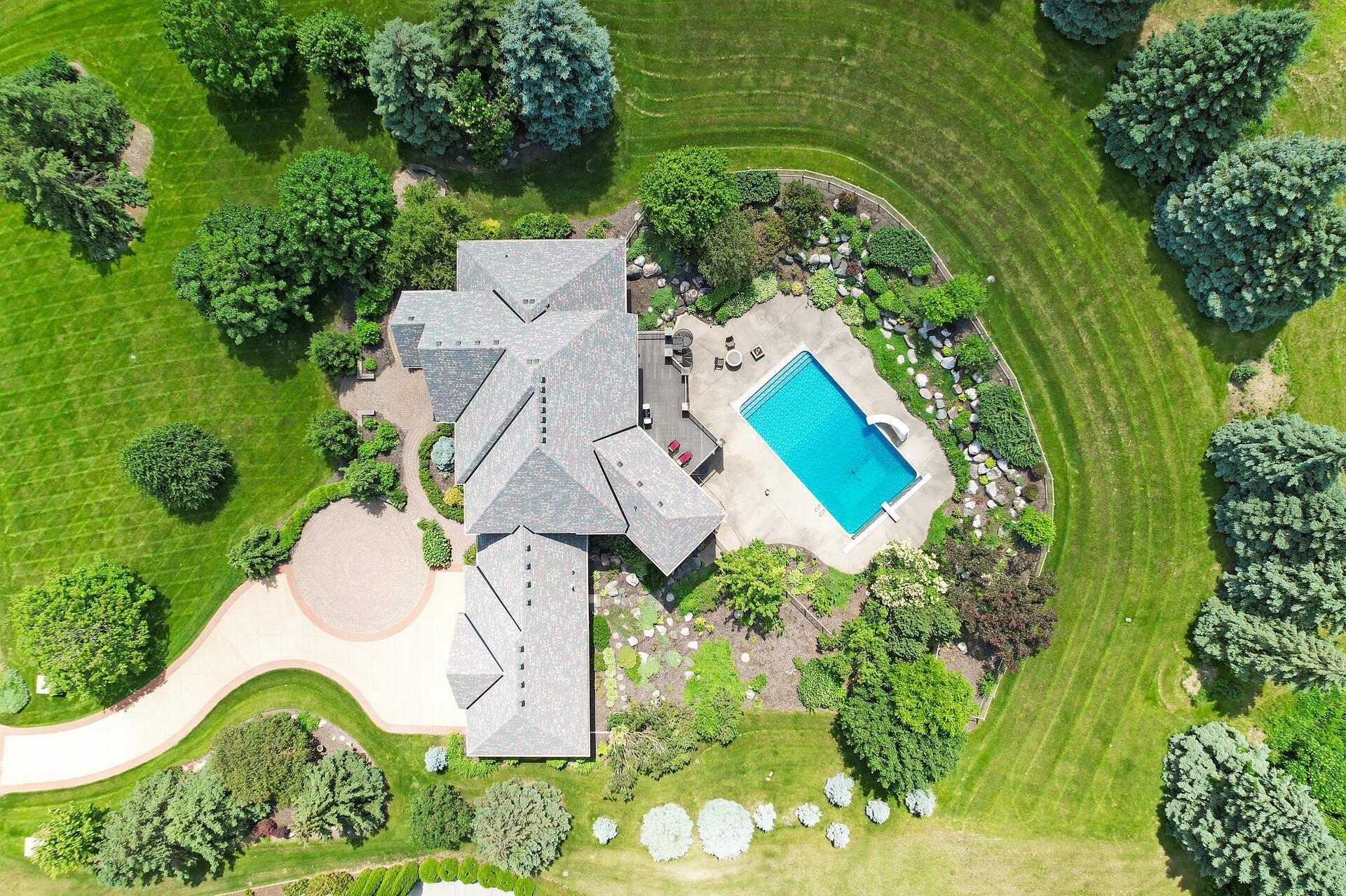 11125 Alameda Avenue