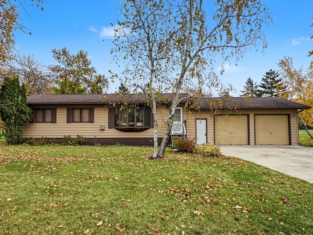 Photo of 33210 593rd Avenue, Warroad, MN 56763 (MLS # 7152428)
