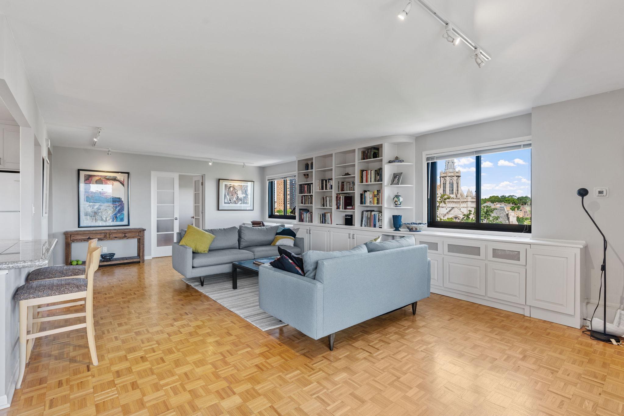 410 Groveland Avenue 602