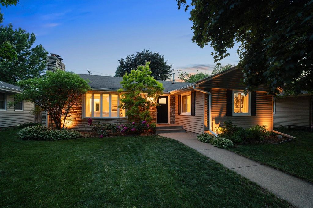 Photo of 6122 Oliver Avenue S, Minneapolis, MN 55419 (MLS # 7085808)