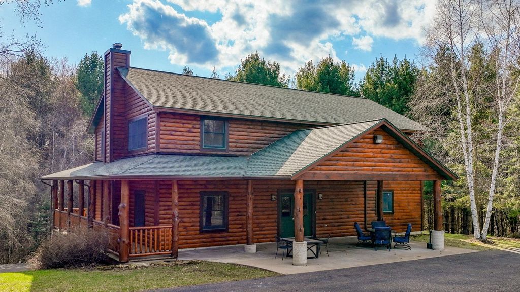 Photo of 18059 County Highway OO, Chippewa Falls, WI 54729 (MLS # 6633640)