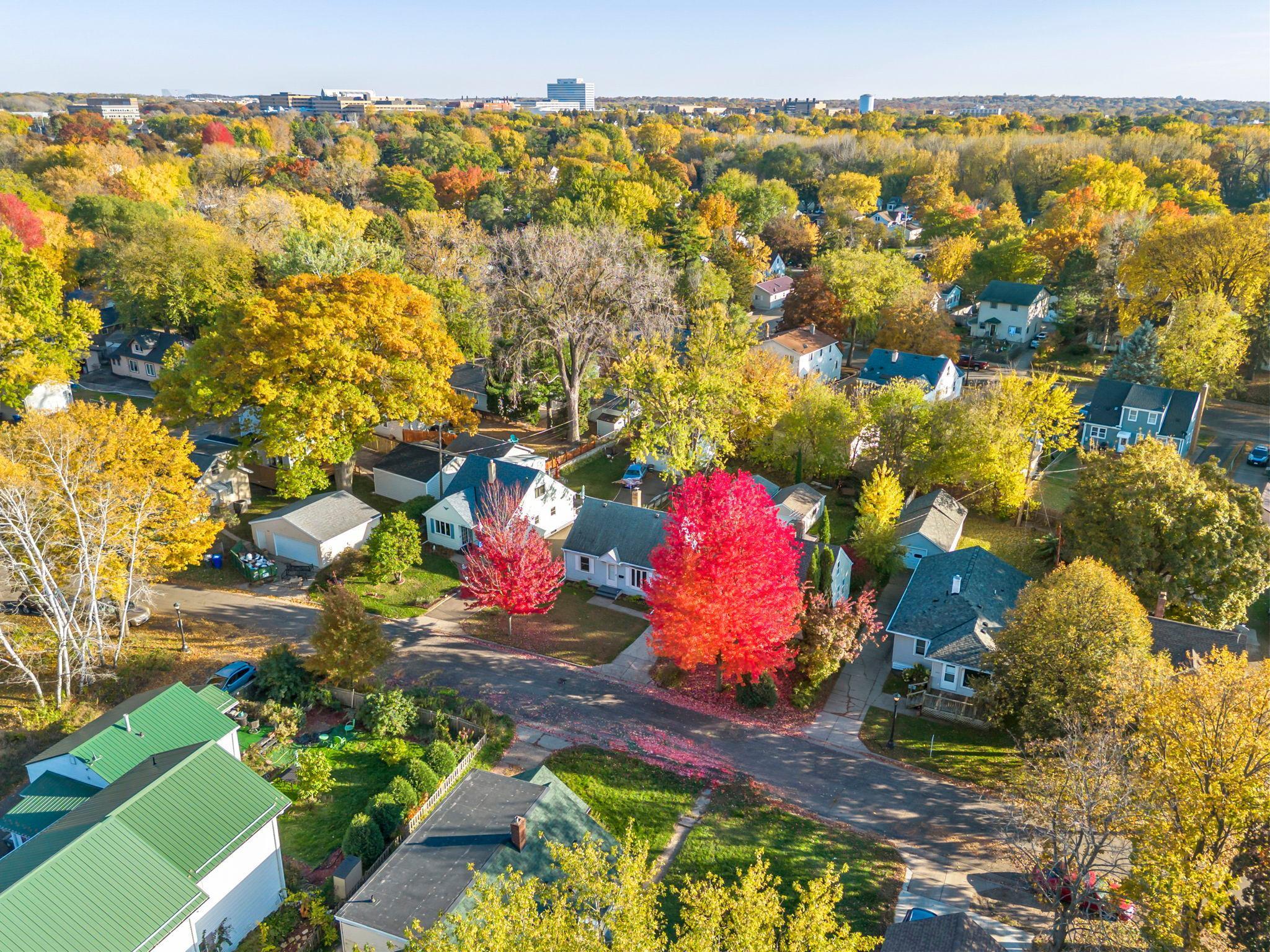 2064 Nortonia Avenue