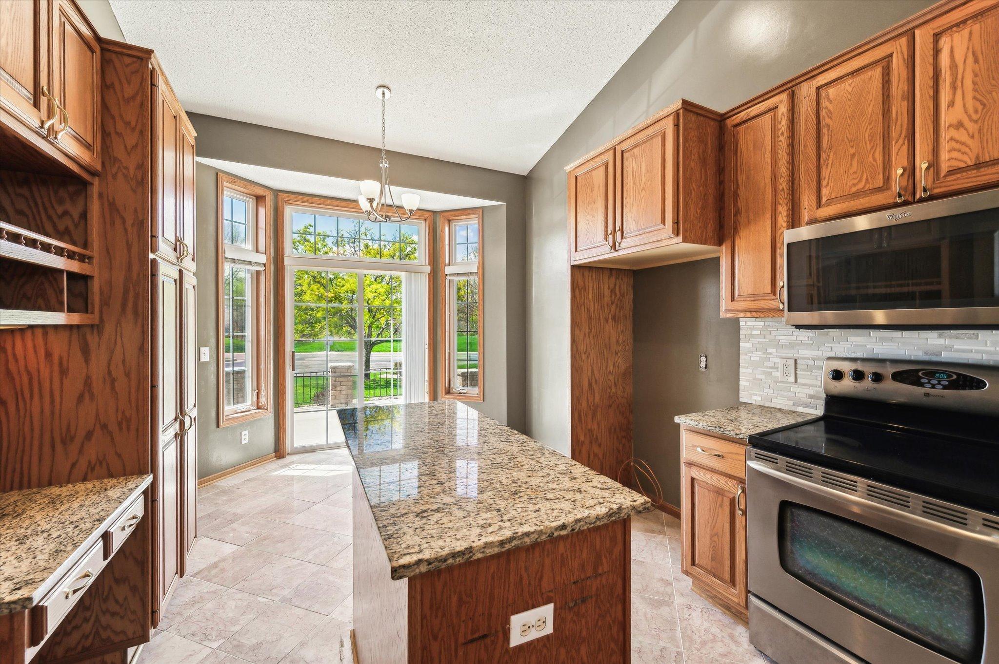 6913 Connelly Circle