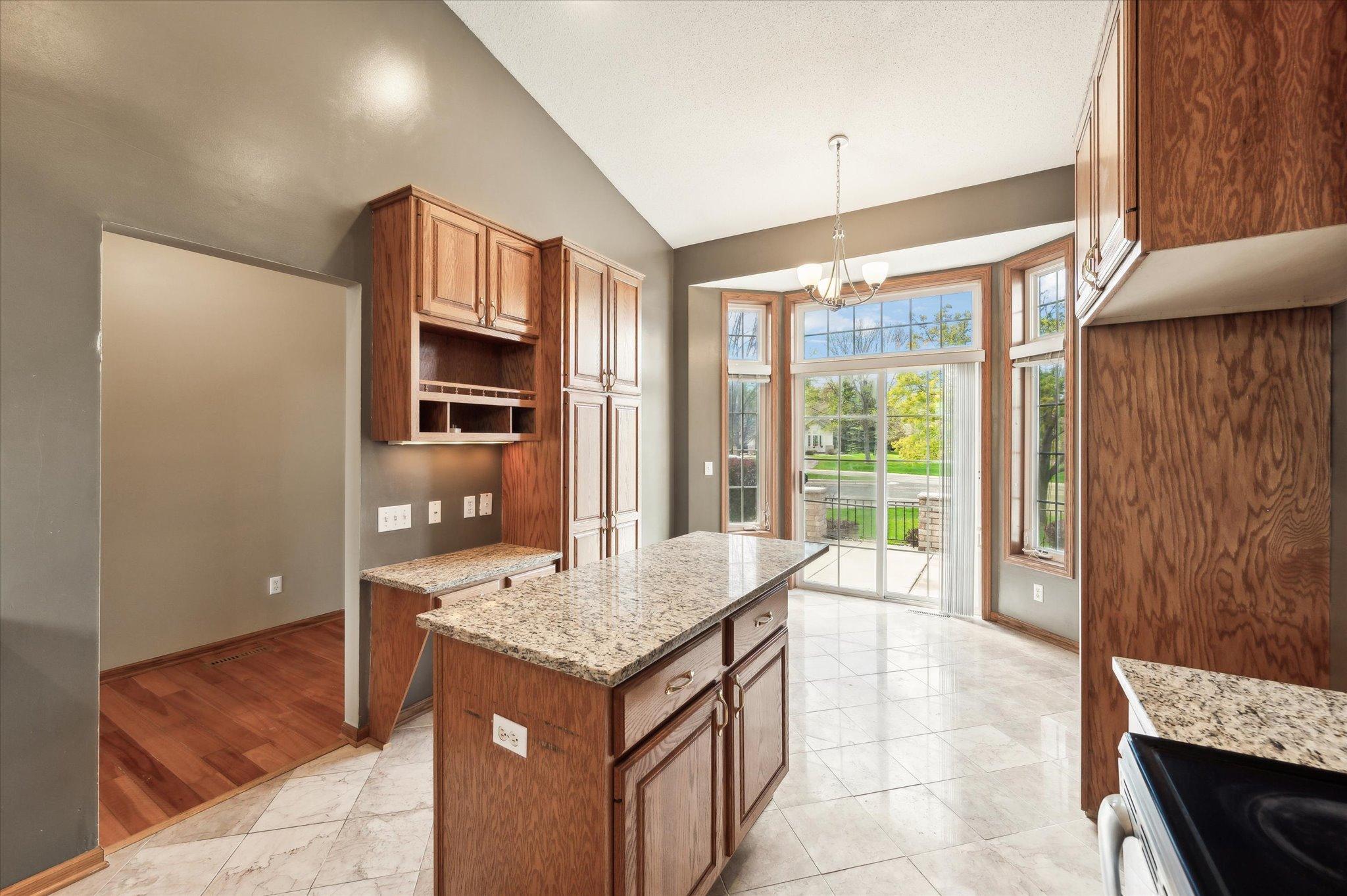 6913 Connelly Circle