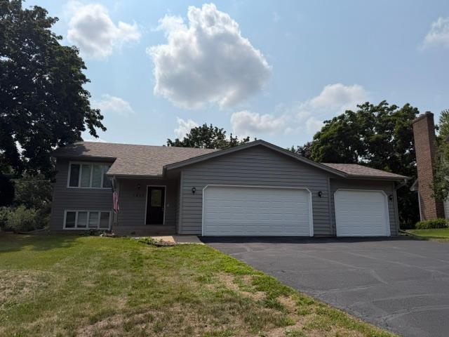 Photo of 1213 W 158th Street, Burnsville, MN 55306 (MLS # 7126378)