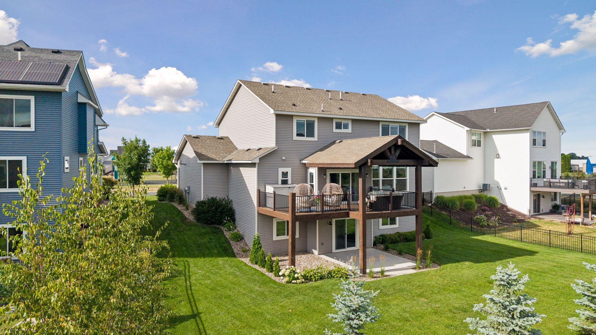 3212 Linden Lane N