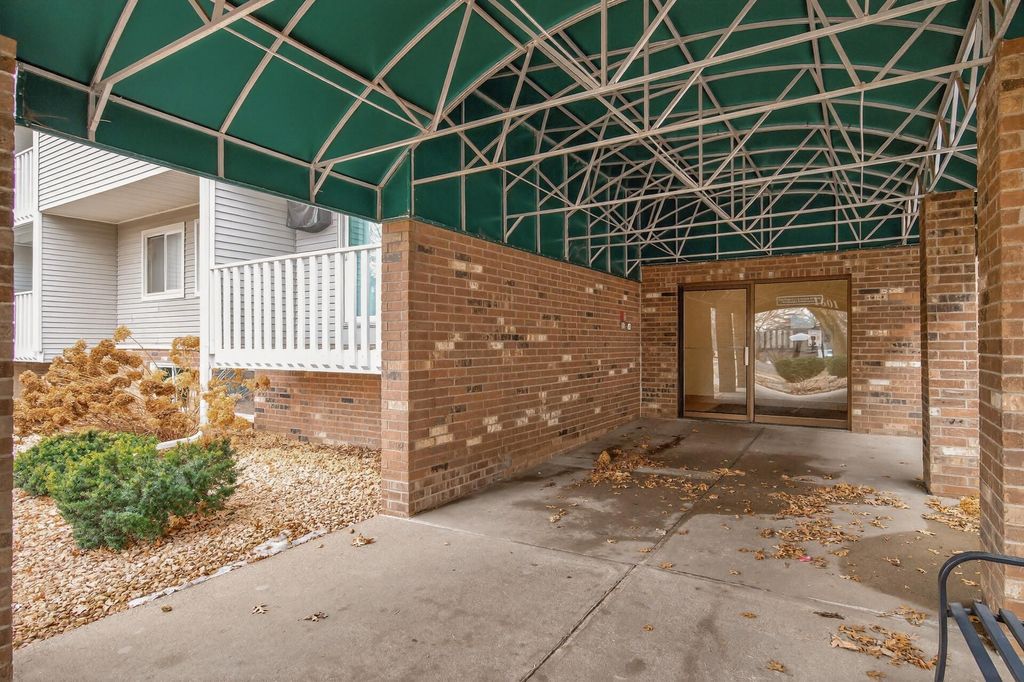 Photo of 1601 N Innsbruck Drive #202NE, Fridley, MN 55432 (MLS # 7030615)