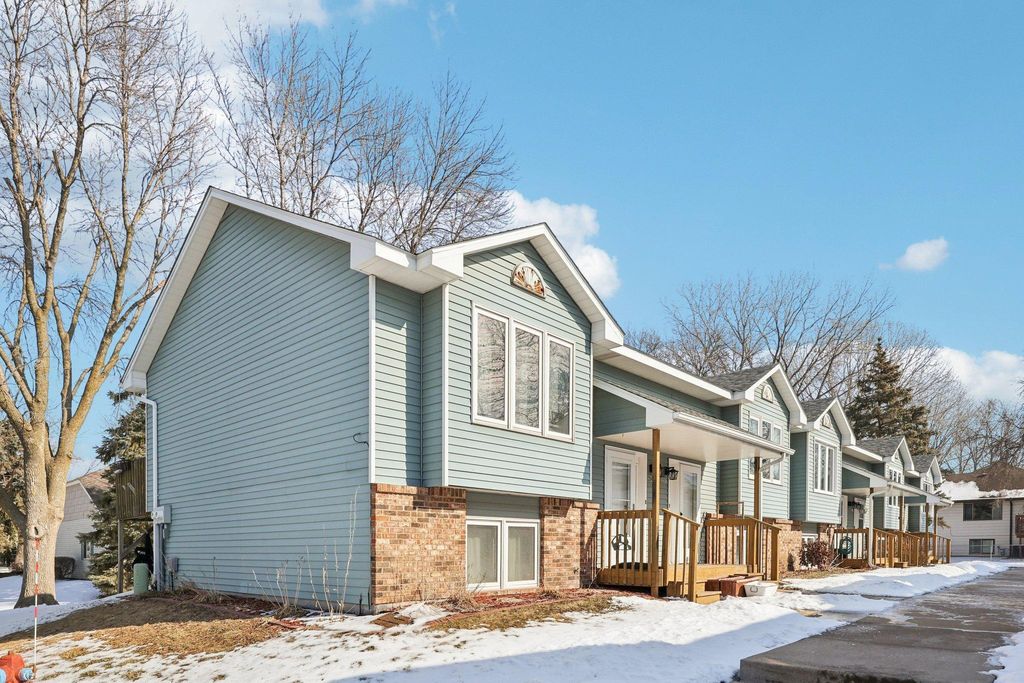 Photo of 3282 Edgerton Street, Vadnais Heights, MN 55127 (MLS # 7060140)