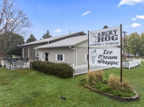 Photo of 2405 4th Street NW, Austin, MN 55912 (MLS # 6802190)