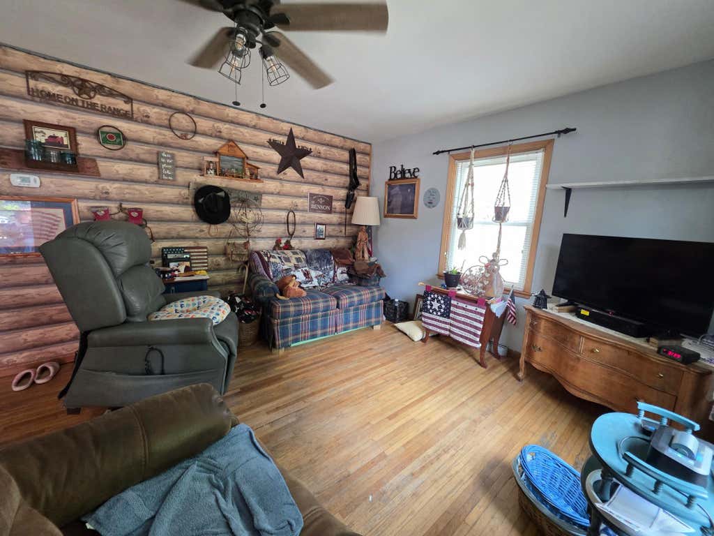 Photo of 206 Pine Avenue N, Canby, MN 56220 (MLS # 7115943)