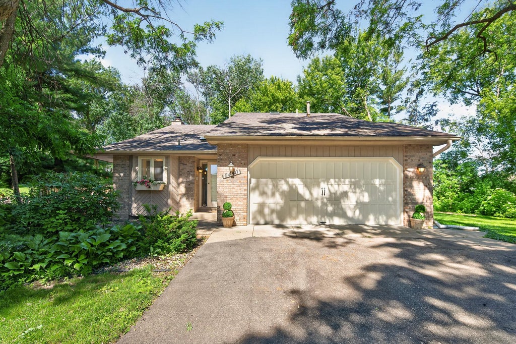 Photo of 6440 Oriole Avenue, Chanhassen, MN 55331 (MLS # 7095869)