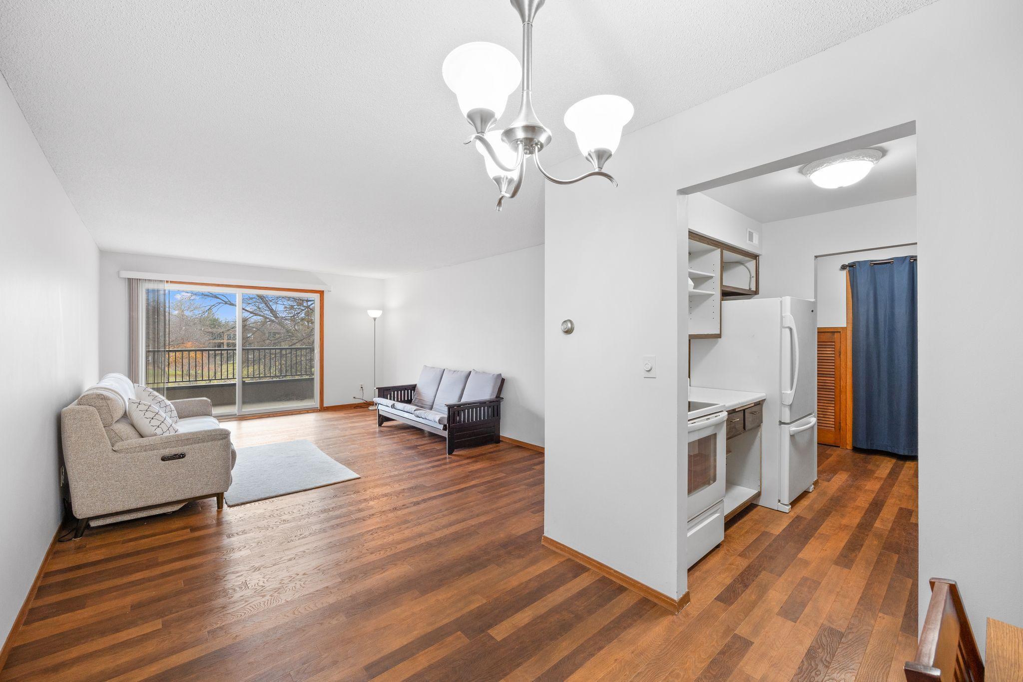 2250 Midland Grove Road 307