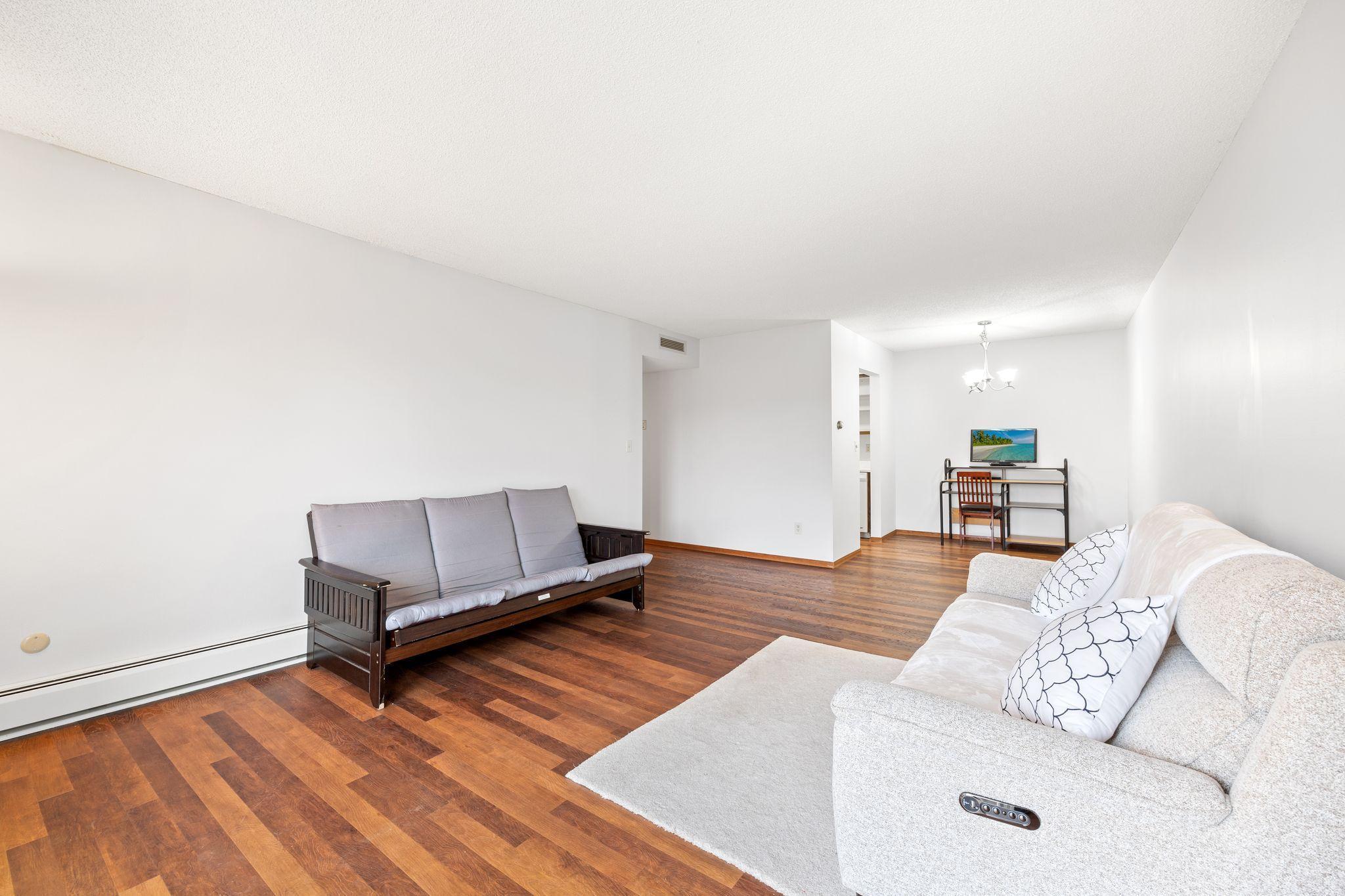 2250 Midland Grove Road 307