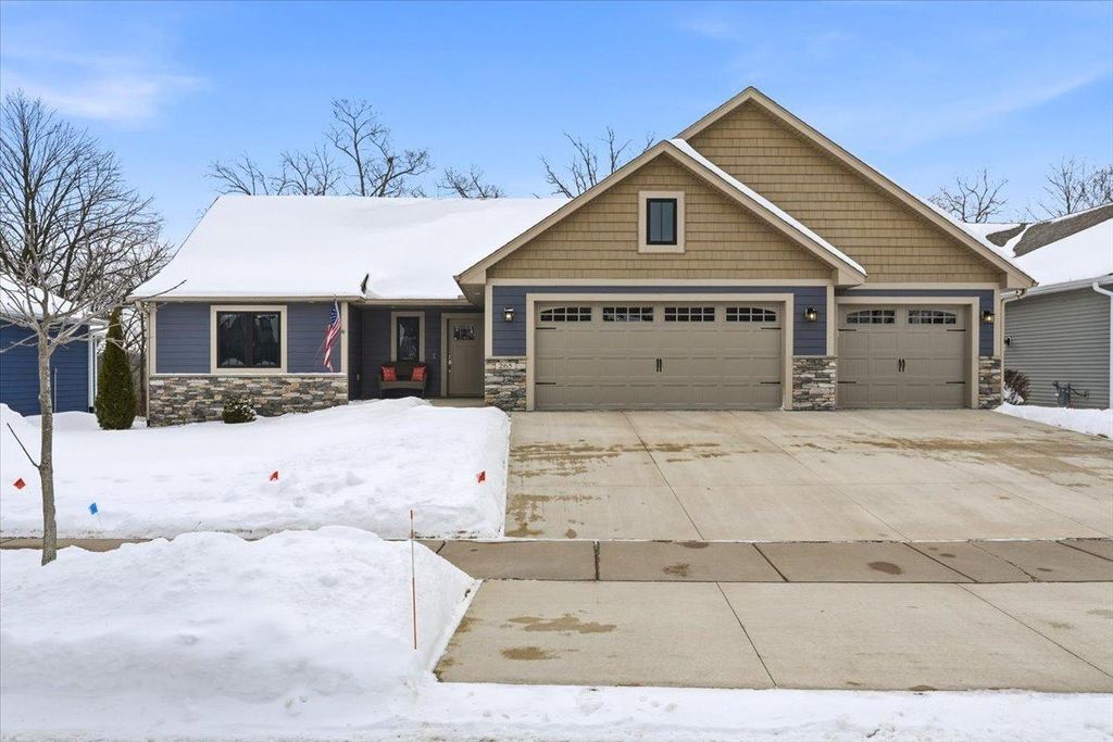 Photo of 265 Vista Circle, River Falls, WI 54022 (MLS # 7034180)
