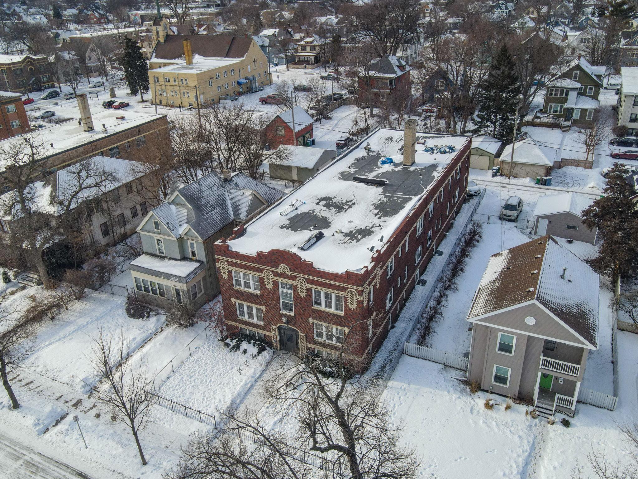 3220 Blaisdell Avenue