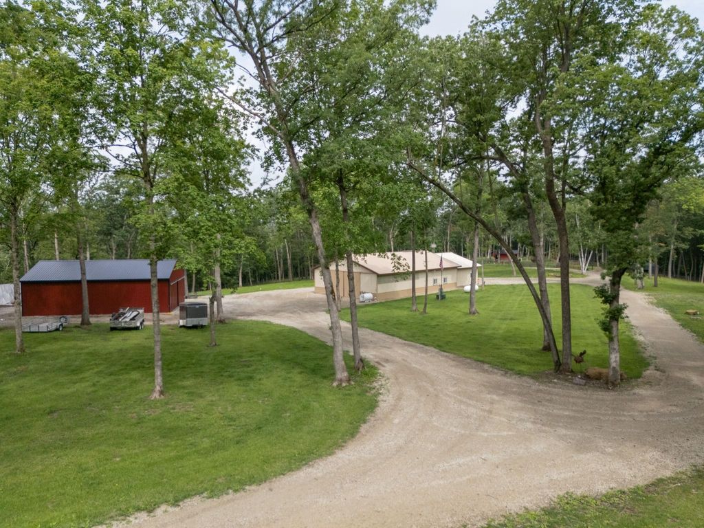 Photo of 9005 80th Avenue SE, Chatfield, MN 55923 (MLS # 7029437)