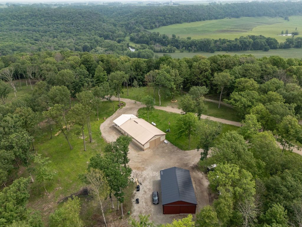 Photo of 9005 80th Avenue SE, Chatfield, MN 55923 (MLS # 7029437)