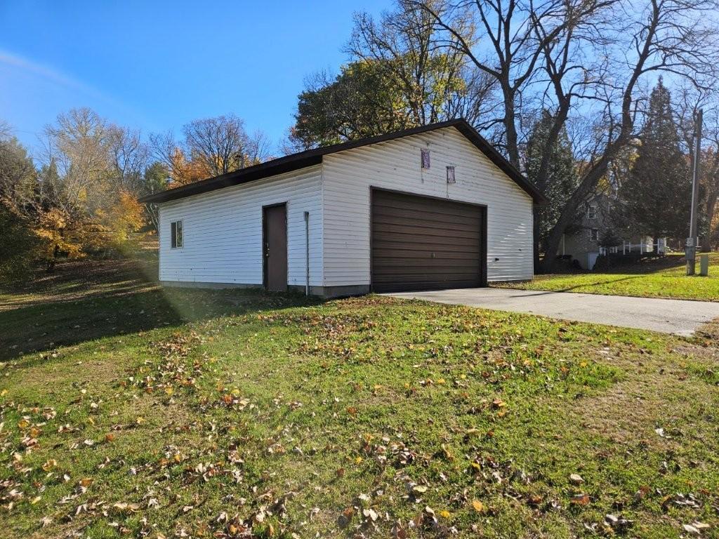 38782 Railroad Drive