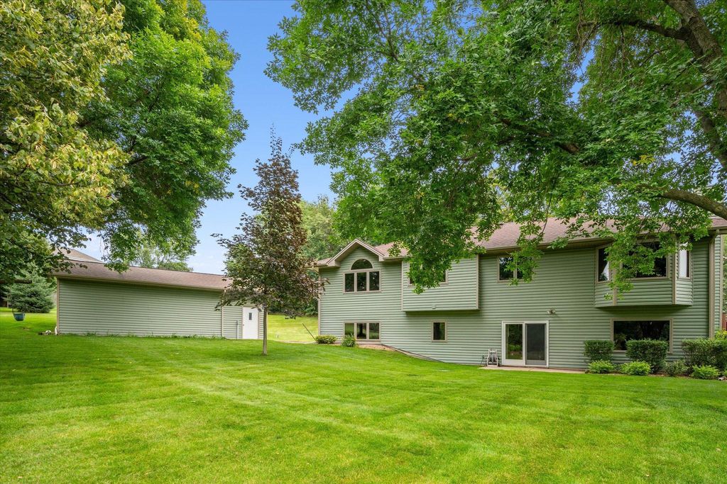 Photo of 5429 Nelmark Avenue NE, Saint Michael, MN 55376 (MLS # 7041384)