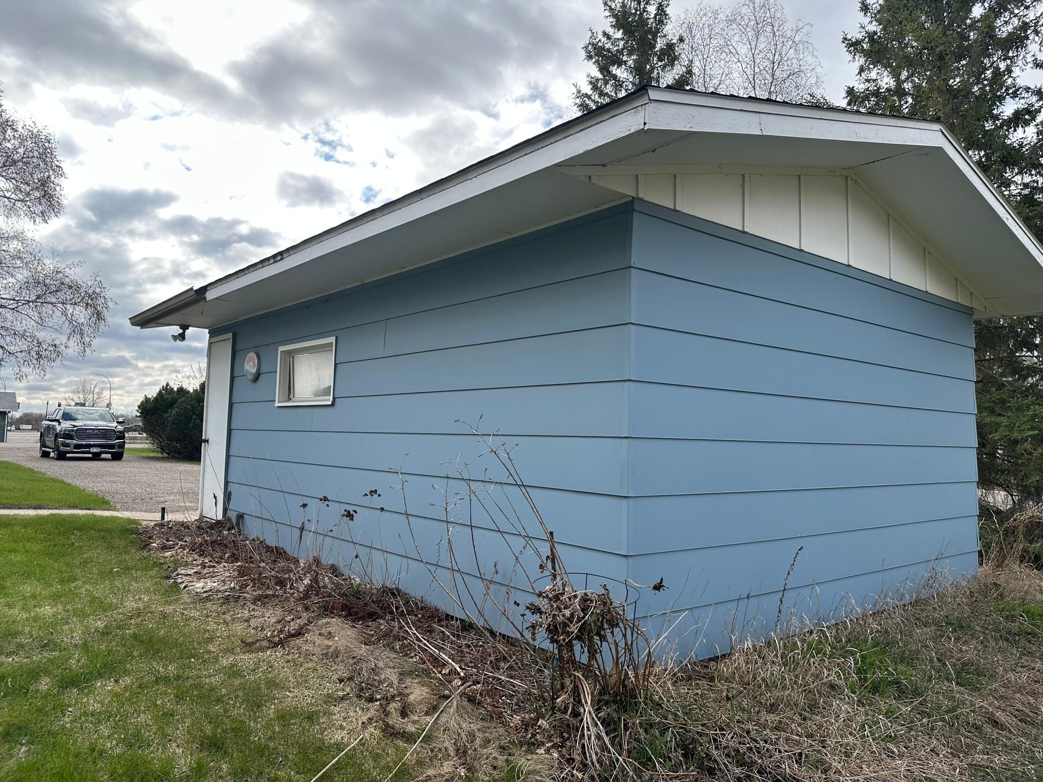436 Oak Hills Drive