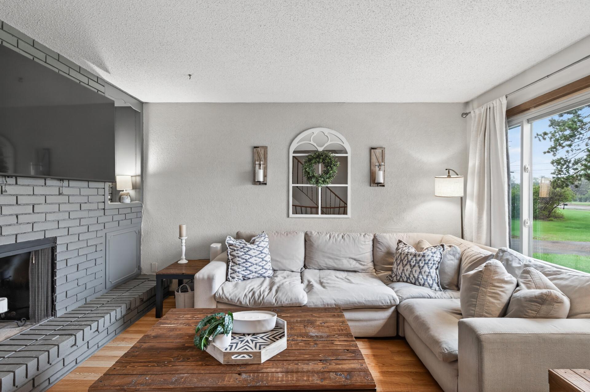 2116 Coon Rapids Boulevard NW