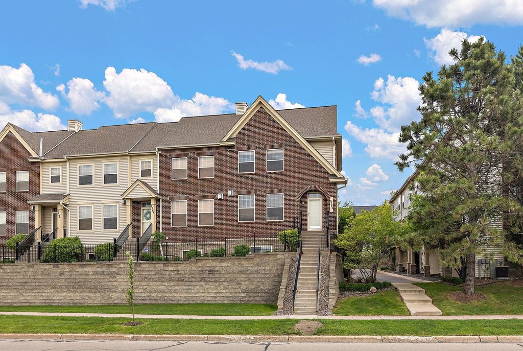 Photo of 8262 Labont Way #5, Eden Prairie, MN 55344 (MLS # 7077629)