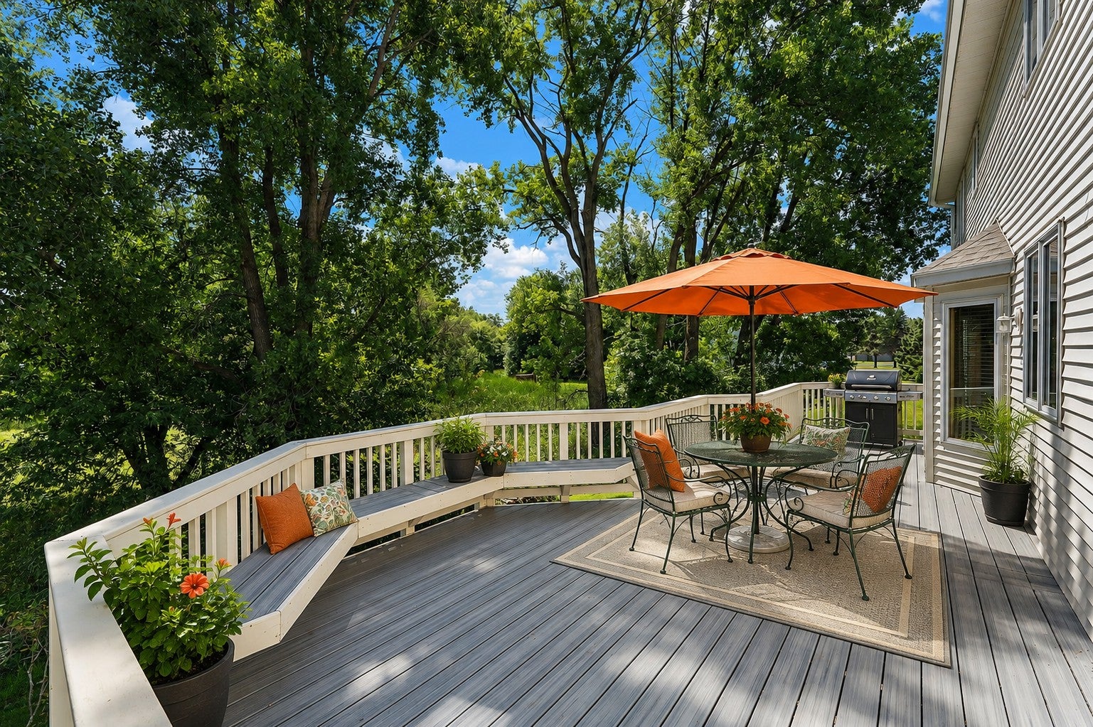 1401 Larkspur Court