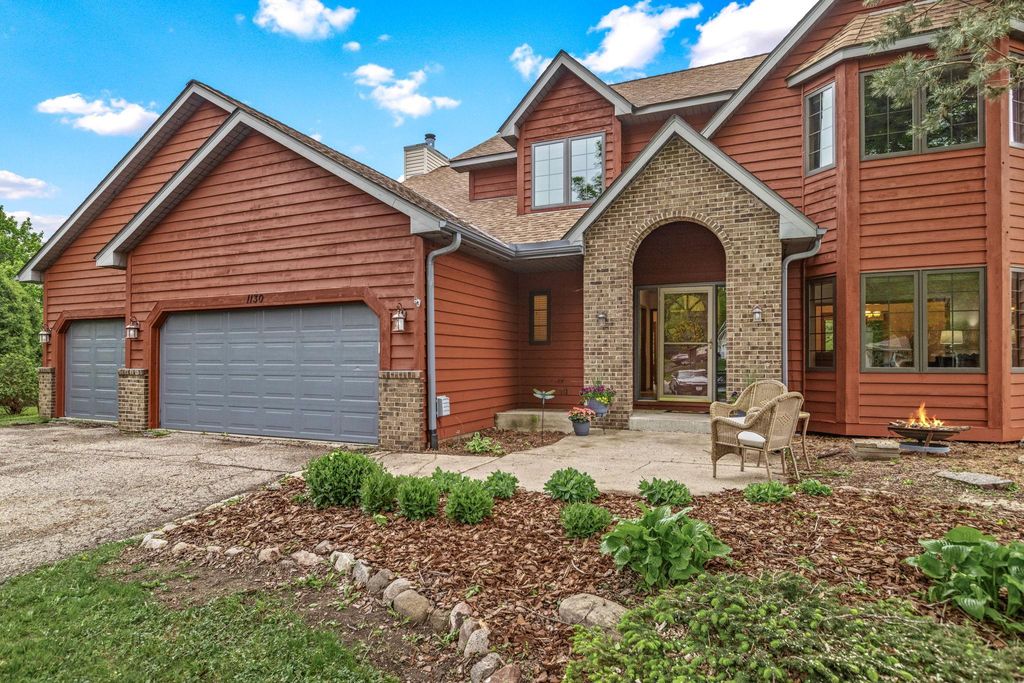 Photo of 1130 Dove Court, Chanhassen, MN 55317 (MLS # 7078281)