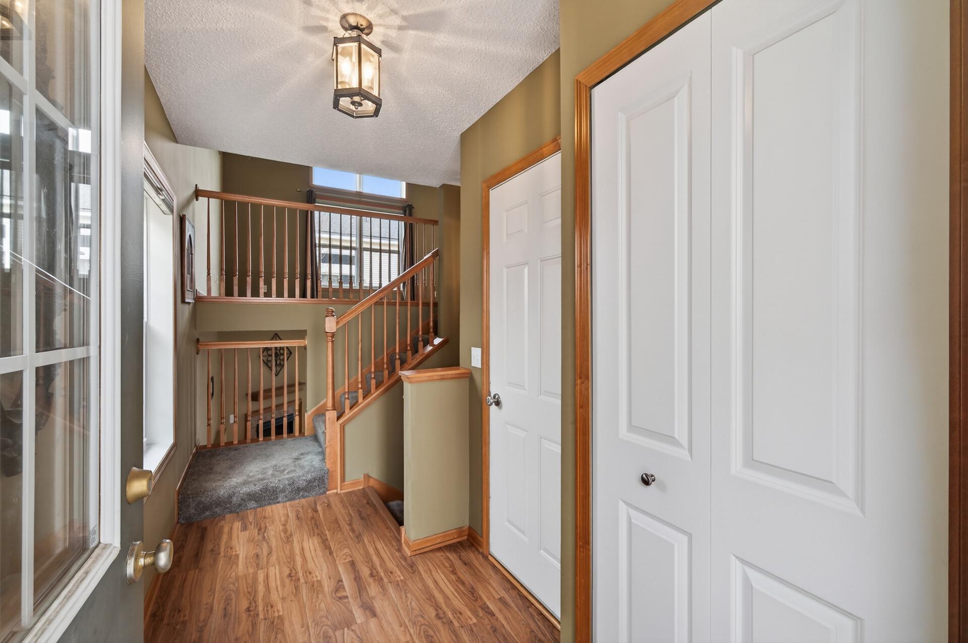 15422 Foster Drive N