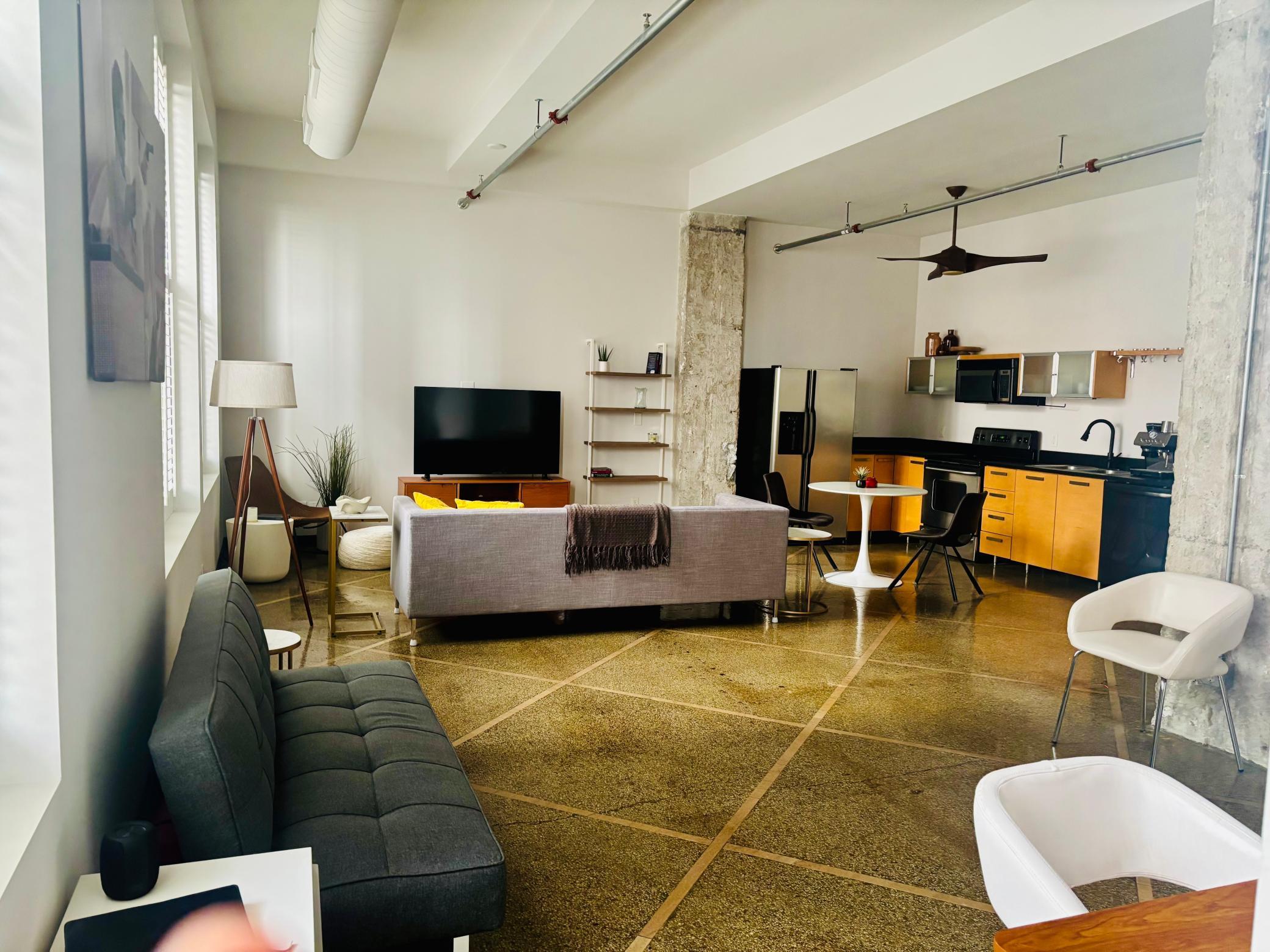 350 Saint Peter Street 608