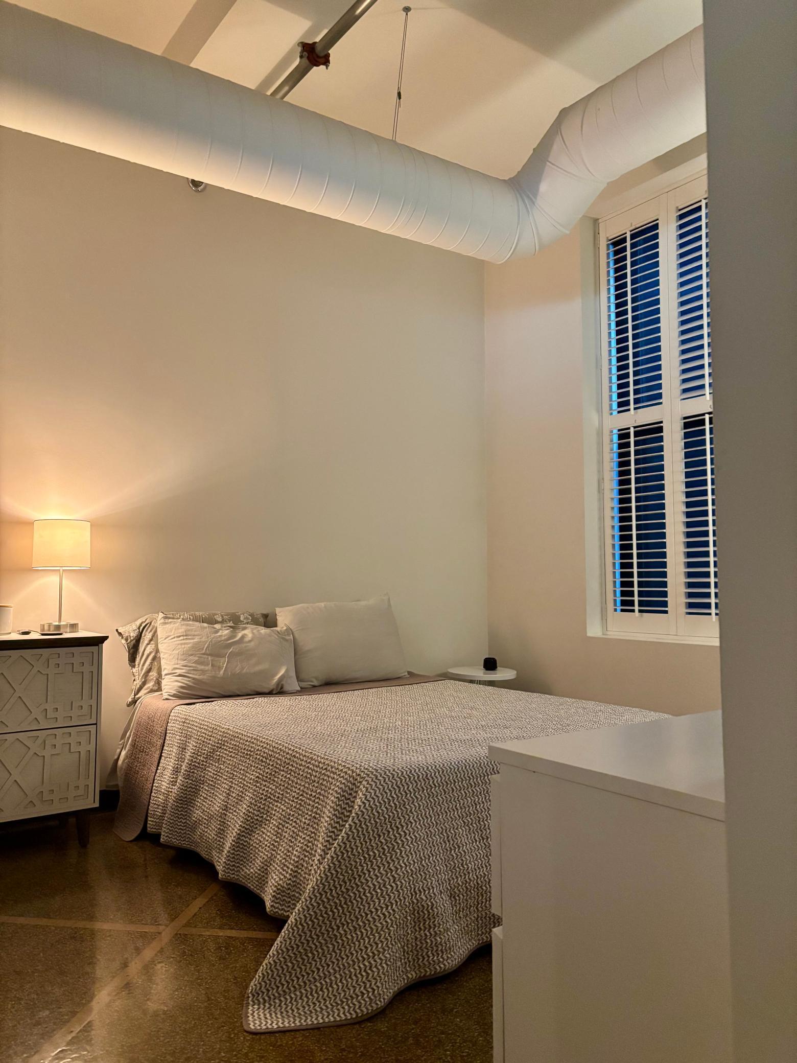 350 Saint Peter Street 608