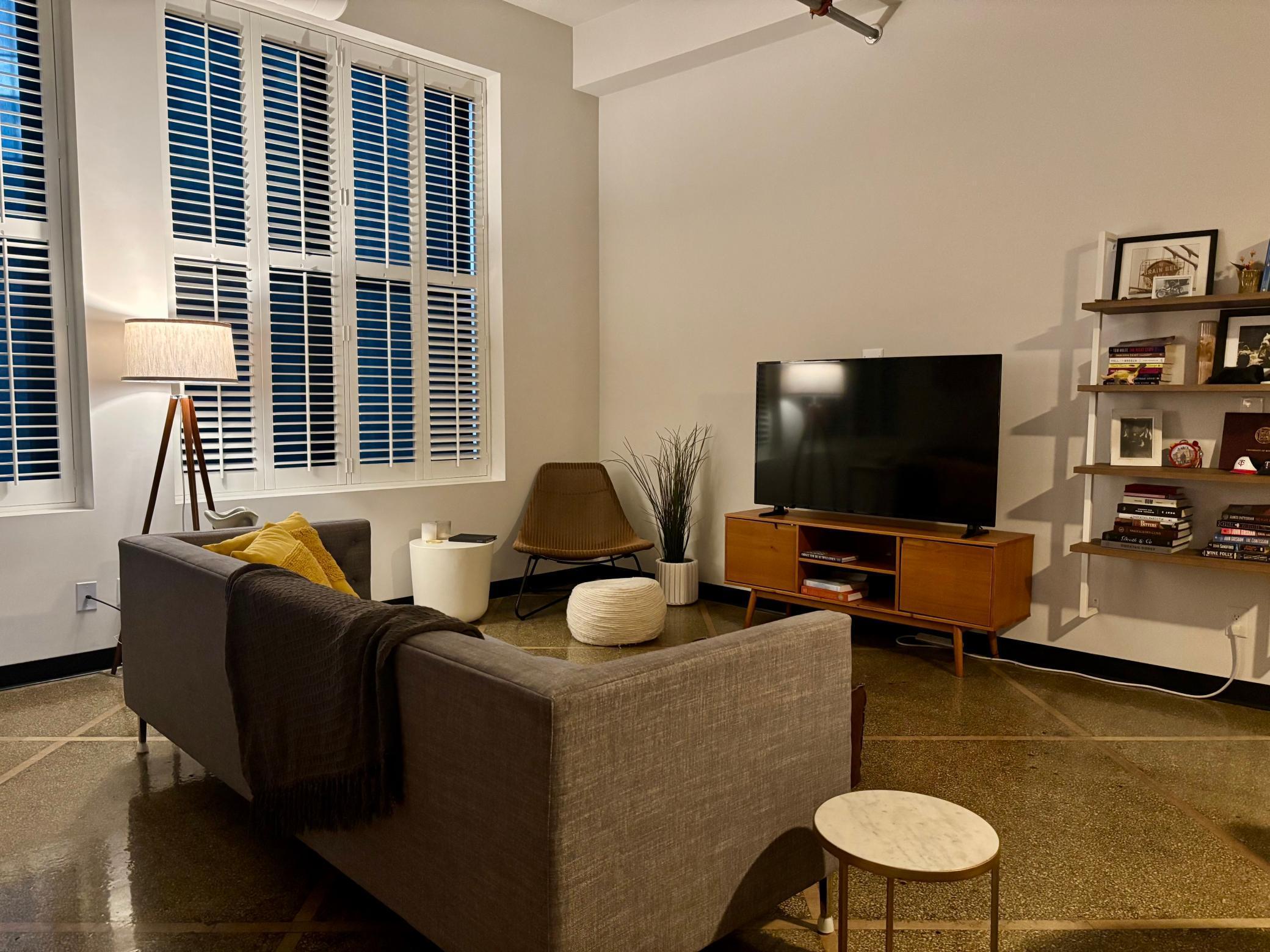 350 Saint Peter Street 608