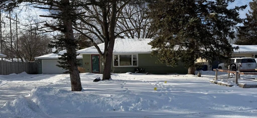 Photo of 9642 Columbus Avenue S, Bloomington, MN 55420 (MLS # 7004320)