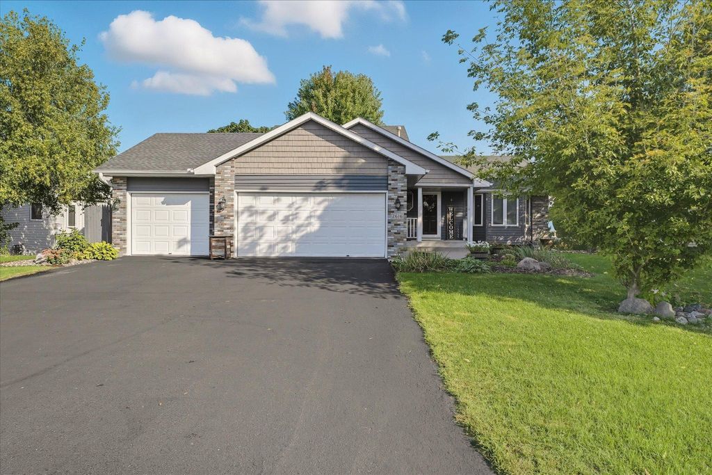 Photo of 2616 Edinbrook Terrace, Brooklyn Park, MN 55443 (MLS # 7021401)