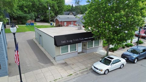 1719 Mainstreet Hopkins MN 55343