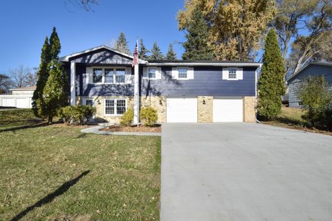 7216 33rd Avenue N Crystal MN 55427