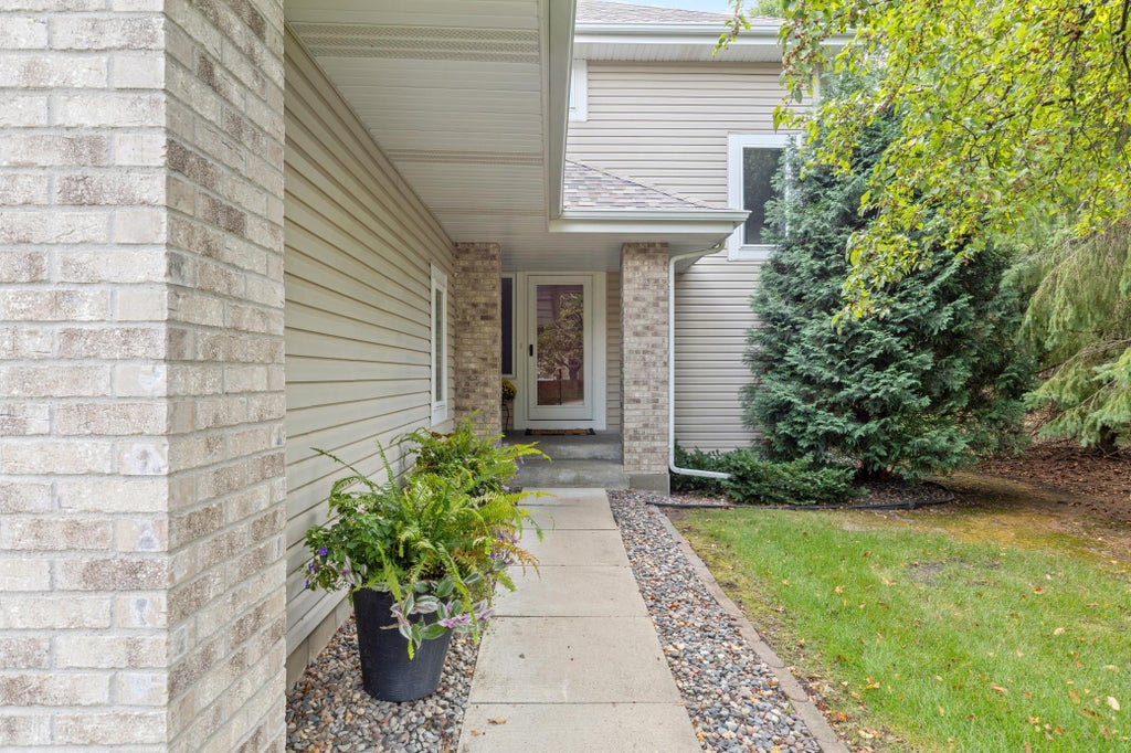 Photo of 15785 25th Place N, Plymouth, MN 55447 (MLS # 7121553)